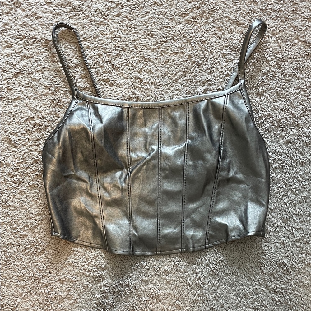 Chic Silver Metallic Crop Top
